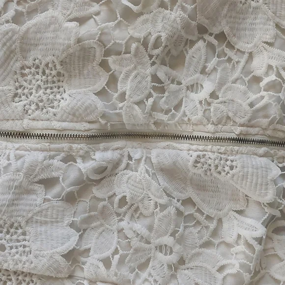 Lace Blouse - Picture 4 of 6